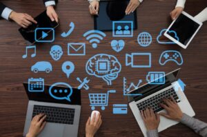 5 Social media tools